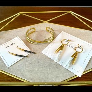 Stella & Dot gold sparkly bracelet and earrings set- gently used- stone dangle